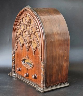 Radio Antigua de válvulas, capilla Echophone 60