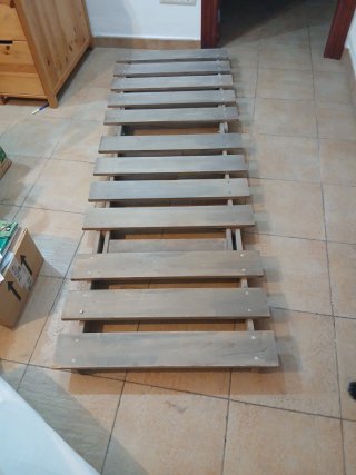 Sofá cama futón blanco