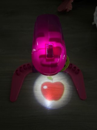 Proyector infantil y unicornio que de levanta