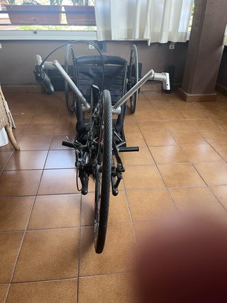Handbike adaptado para rodilla