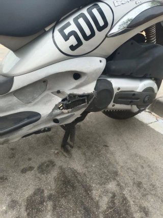 Piaggio Beverly 500 Maxi Scooter