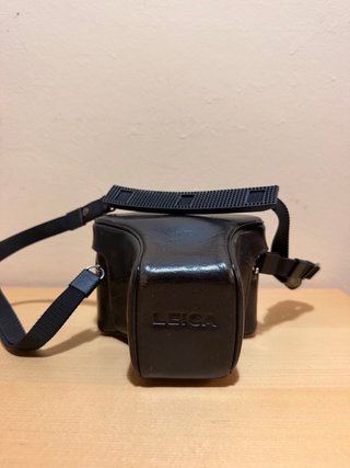 Leica R4 con custodia originale