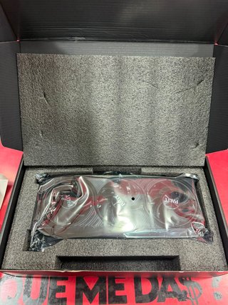Tarjeta Grafica Palit Infinity 3 GeForce RTX 5070.