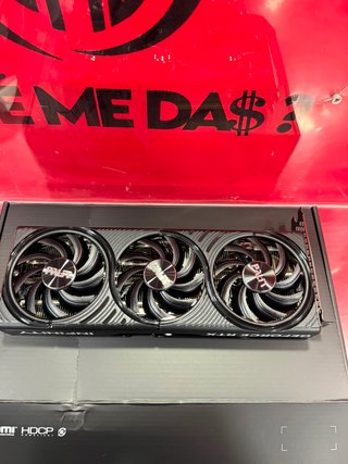 Tarjeta Grafica Palit Infinity 3 GeForce RTX 5070.