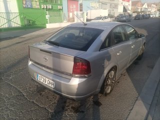 Opel Vectra 1.9cdti GTS 150CV