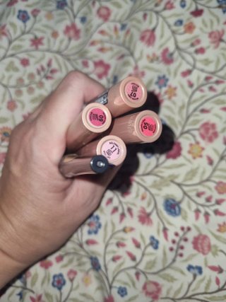 Lote 4 pintalabios Deliplus Color Balm 1 Eyeliner