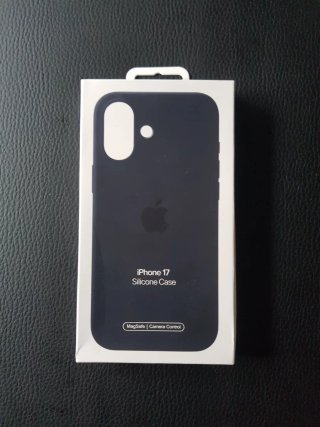 Funda iPhone 17 Silicone Case Apple