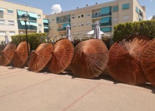 Sombrillas y pérgolas SEBAS