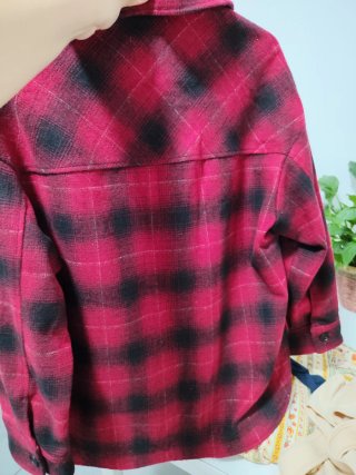 Sobrecamisa Zara cuadros rojo y negro