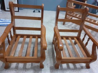 Juego 2 sillones madera salón antiguos