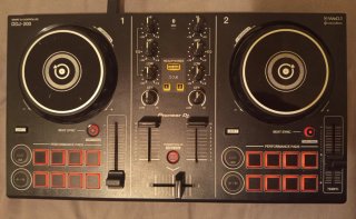 Controlador DJ Pioneer DDJ-200
