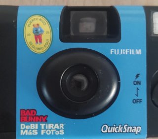 Lote 4 Cámaras Fujifilm QuickSnap Bad Bunny