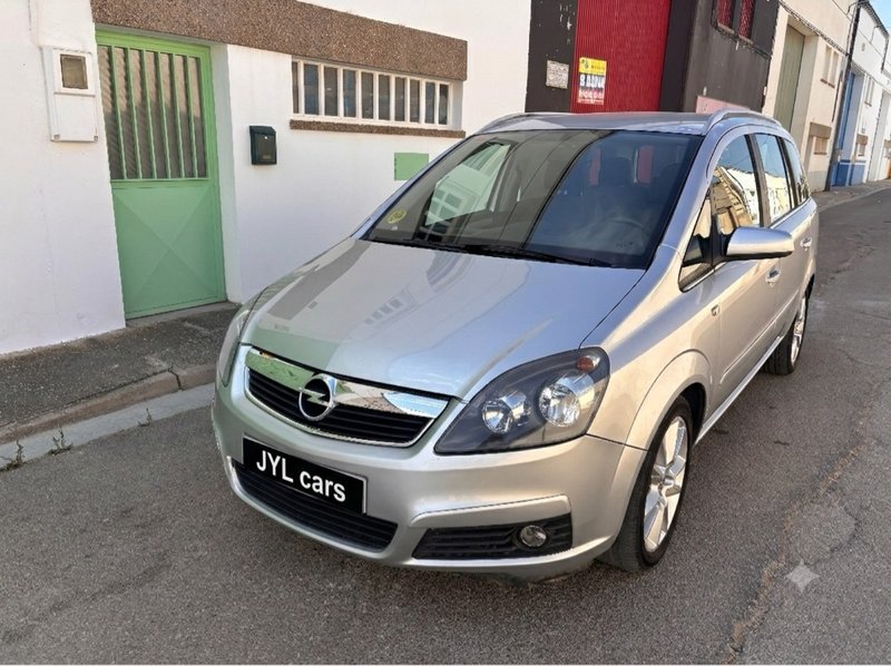 Opel Zafira 1.9 120 cv - foto 1