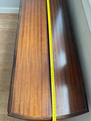 Mesa redonda de madera abatible