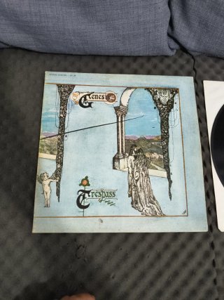 Vinilo Genesis Trespass