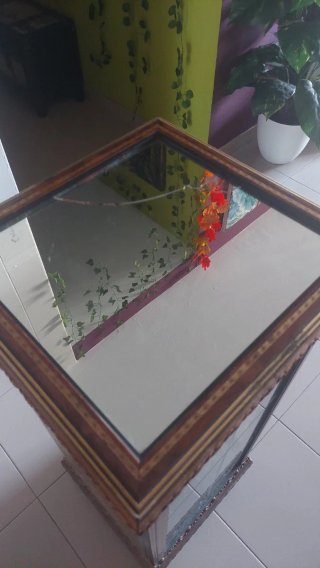 Vitrina vintage cristal y madera