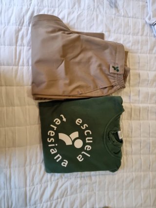 Uniforme colegio Teresianas: pantalón y sudadera