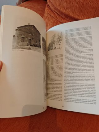 Arquitectura popular de Burgos: Crítica y teor...