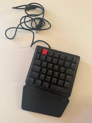 Teclado Mecánico Gaming 1 Mano RGB