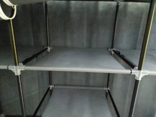 Armario ropero de tela gris y plastico