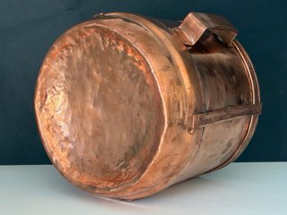 Recipiente cobre grande