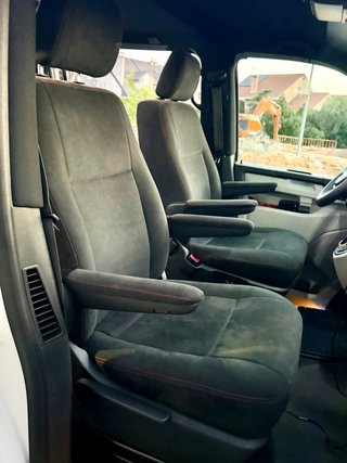 Volkswagen Multivan 2.0 Tdi 150CV 7DSG BULLY