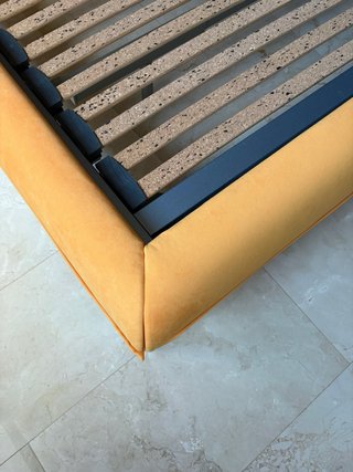 Cama Roche Bobois 180x200(nuevo) -modelo LIGHT