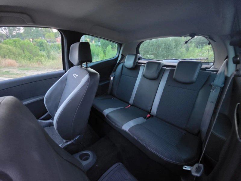 Renault Clio 2011, foto 17