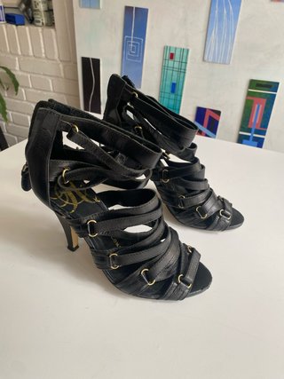 Zapatos de fiesta negros