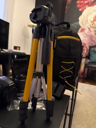 Nikon D3100 + Lentes y Accesorios