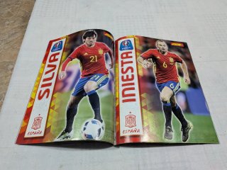 Revista Jugon! Guia Eurocopa 2016 con 12 posters