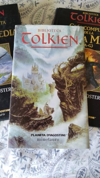 Tolkien biblioteca de la tierra medía 2 libros