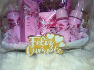Cesta Regalo Kiss Beauty Mariposa Rosa