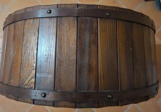 Cantinetta vino in legno scuro