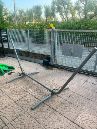 Amaca ikea con supporto in tessuto e metallo