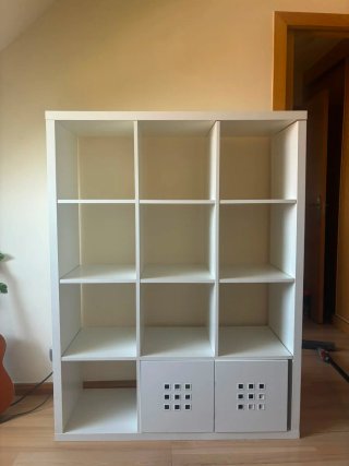 Estantería blanca
