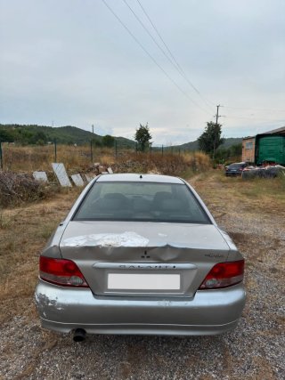 Mitsubishi Galant 1999