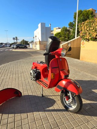 Vespa PX Iris 200E