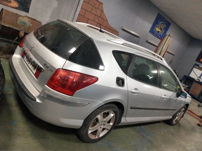 Peugeot 407 2006 - foto 1