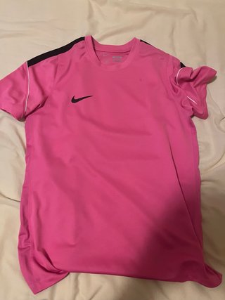 Camiseta Nike Rosa y Negra