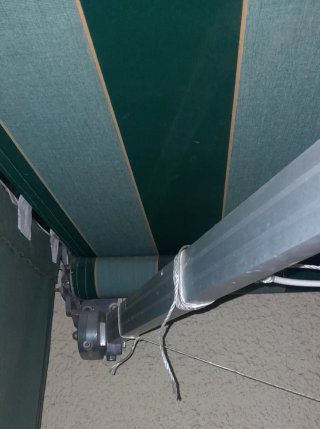 Toldo extensible pared