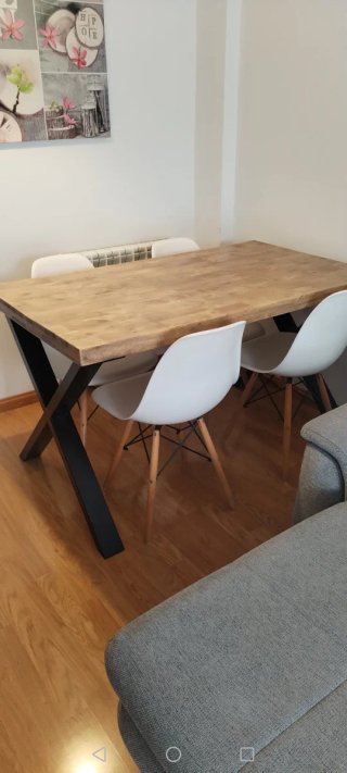 Mesa Maisons du Monde y 4 Sillas