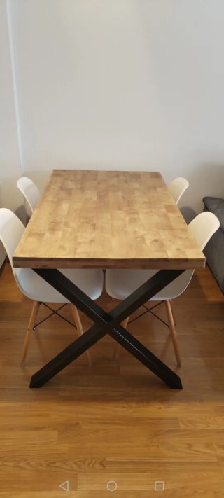 Mesa Maisons du Monde y 4 Sillas
