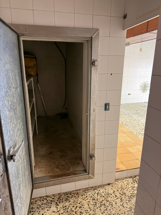 Se Alquila local 90 m2, dividido en dos estancias