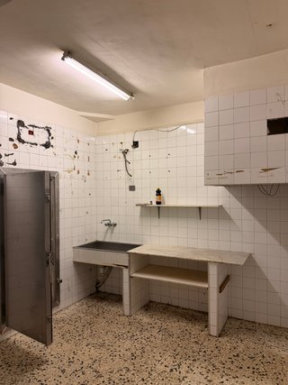 Se Alquila local 90 m2, dividido en dos estancias