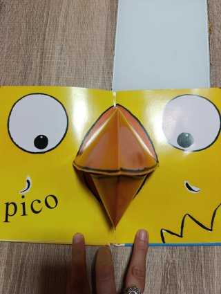 Libro El pollo Pepe pop up