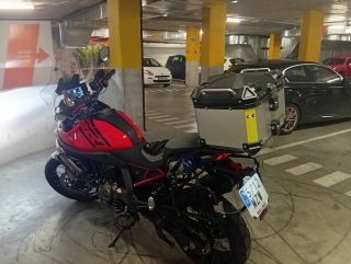 QJ Motor 600 SRT SX Roja/Plata