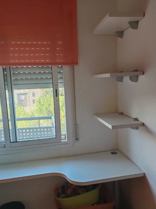 Dormitorio juvenil completo naranja y beige.
