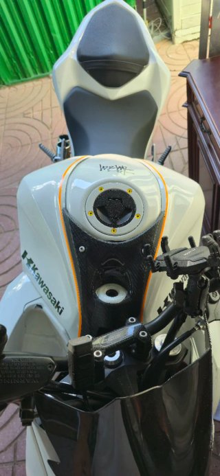Kawasaki Z800e A2