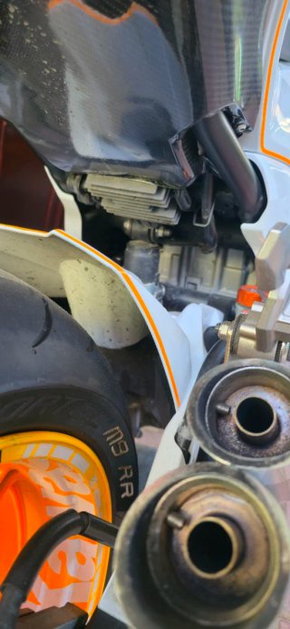Kawasaki Z800e A2